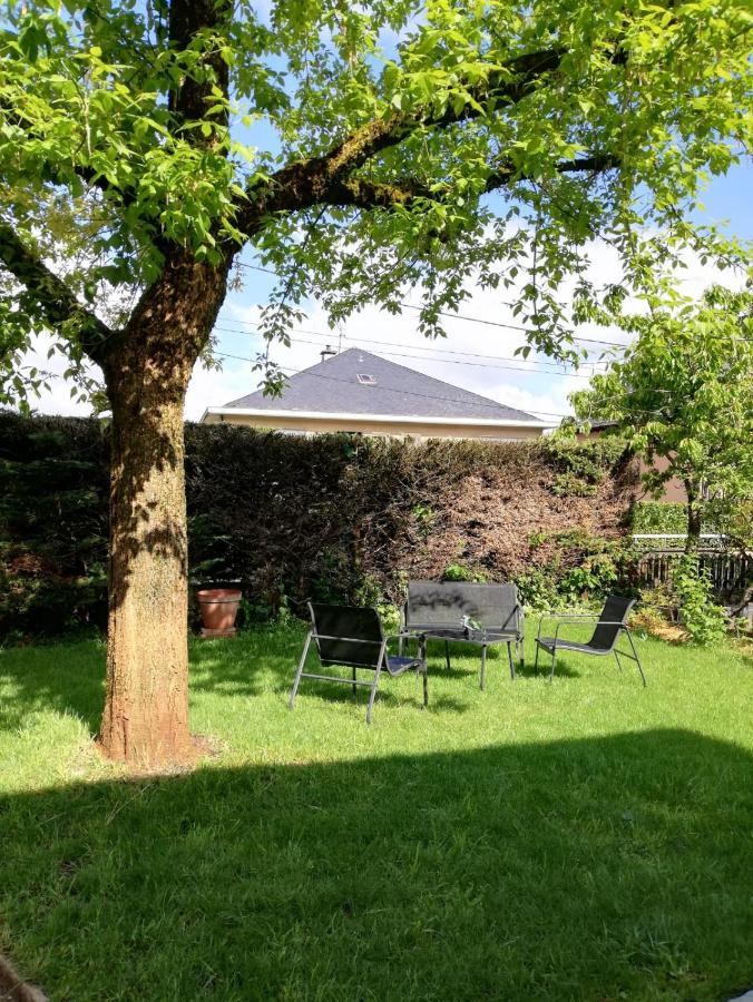 studio avec jardin à Rodez Esterno foto